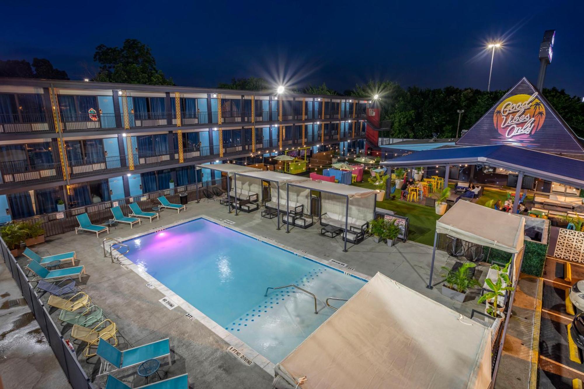 Heights House Hotel - Houston Heights Downtown, Ascend Hotel Collection Exterior photo
